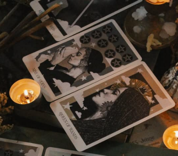 Tarot de la nueva bruja. Guy Tredaniel ediciones.