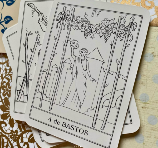 Colorea tu Propio Tarot  – Ediciones Obelisco
